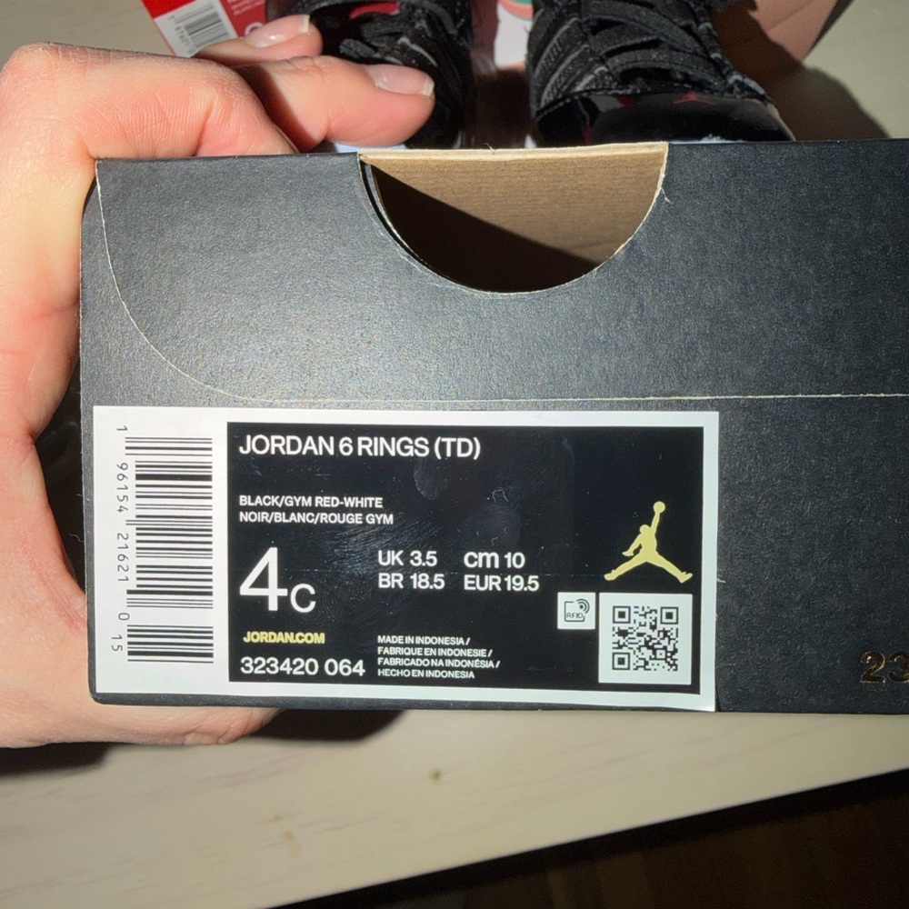 Jordan Kids Black and Red Sneakers - Picture 5 of 6